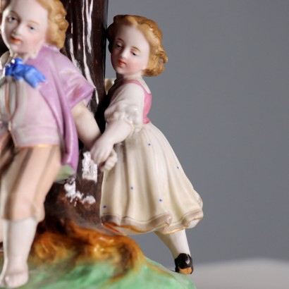 Par de candelabros de porcelana