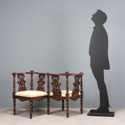 Divanetto da conversazione,Divanetto da Conversazione Neorinascimento