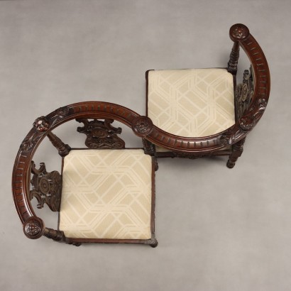 Divanetto da conversazione,Divanetto da Conversazione Neorinascimento