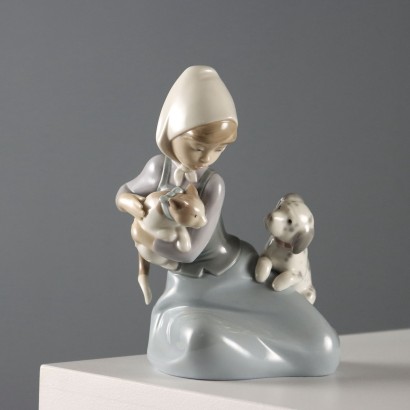 Ragazza con Gatto e Cucciolo in Porcellana LLadro