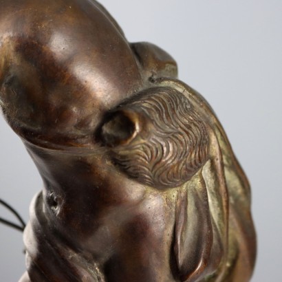 Escultura de bronce de David