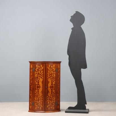 Corner cupboard, Dutch half-moon corner cupboard in Noc