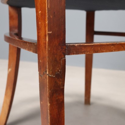 Pair of armchairs, Pair of armchairs in walnut-stained beech