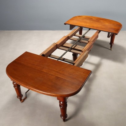 TABLE, Extendable Table, Extendable Mahogany Table
