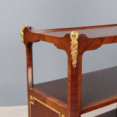 Etagere,Etagere Vittoriano