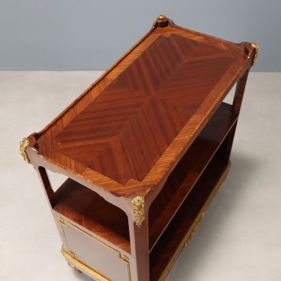 Etagere,Etagere Vittoriano