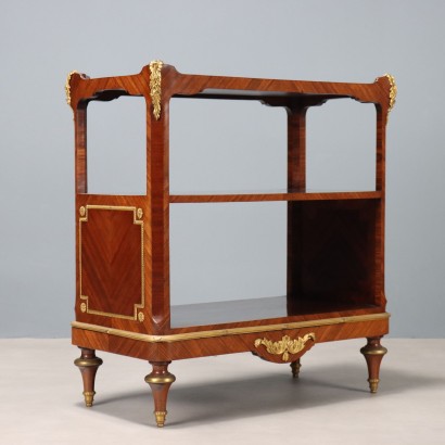 Etagere,Etagere Vittoriano