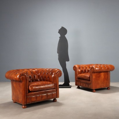 Coppia di Poltrone,Coppia di Poltrone in Stile Chesterfield