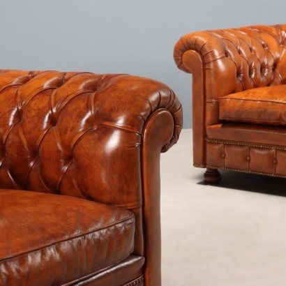 Coppia di Poltrone,Coppia di Poltrone in Stile Chesterfield