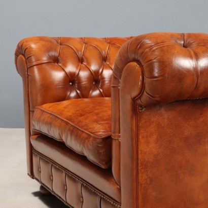 Coppia di Poltrone,Coppia di Poltrone in Stile Chesterfield