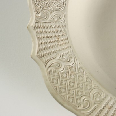 Gruppo di Quindici Piatti in Terraglia