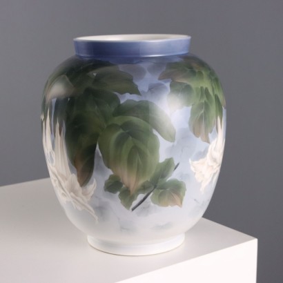 Vaso in Porcellana Manifattura Royal Cop