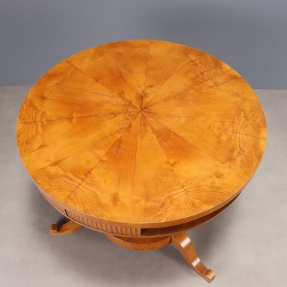 TAVOLO BIEDERMEIER,Tavolo Biedermeier a Sezione Circolare i