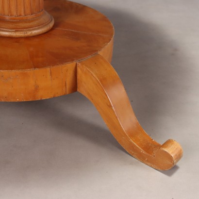 TAVOLO BIEDERMEIER,Tavolo Biedermeier a Sezione Circolare i