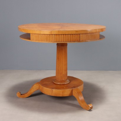 TAVOLO BIEDERMEIER,Tavolo Biedermeier a Sezione Circolare i