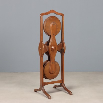 Tavolino (servomuto),Tavolino “Servo muto” in N