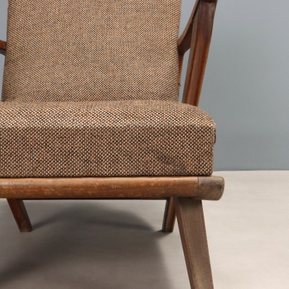 Due Poltrone con Braccioli in Legno An