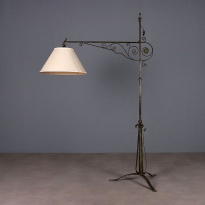 Lampada da terra,Lampada da Terra in Ferro e Lamierino