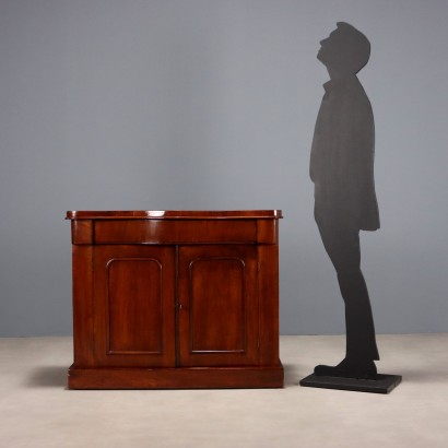 Credenza Vittoriana,Credenza Vittoriana in Mogano