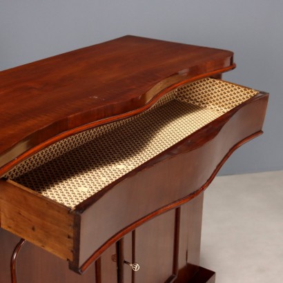 Credenza Vittoriana,Credenza Vittoriana in Mogano