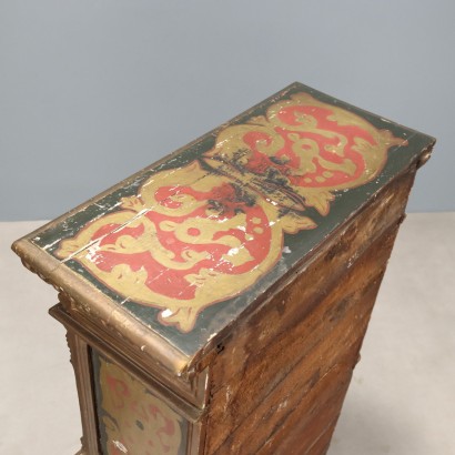 Coppia di stipetti,Coppia di Piccoli Stipi in Stile Rinas