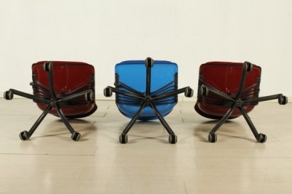 Tecno Office chairs, three chairs, shell in polyamide, aluminium base, good condition