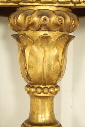 Coppia etagere ad angolo