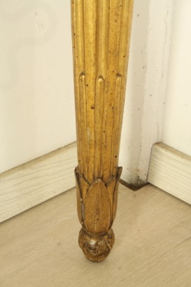 Coppia etagere ad angolo