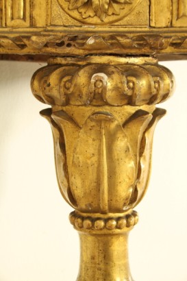 Coppia etagere ad angolo