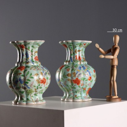 Coppia di Vasi in Porcellana