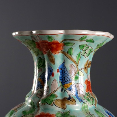 Coppia di Vasi in Porcellana