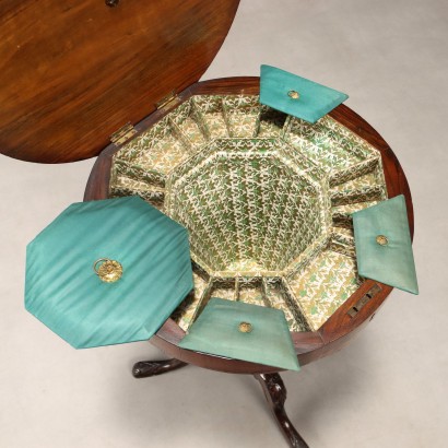 TAVOLINO DA LAVORO,Tavolino da Cucito in Noce