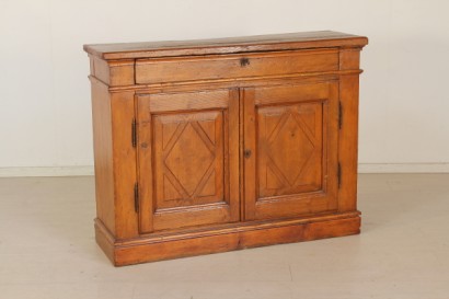 Dresser, panel tallado, tapa de abeto subterránea, sólido del pino