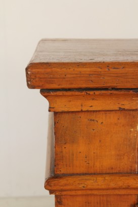 Dresser, panel tallado, tapa de abeto subterránea, sólido del pino
