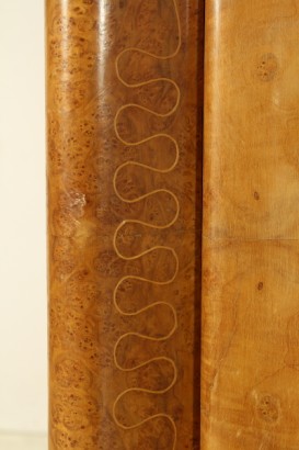Móvil 40-50 años bufé con espejo, madera contrachapada, vidrio, mármol efecto latón detalles, decorado espejo, buen estado