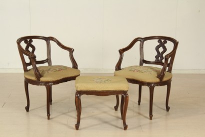 Couple armchairs and Ottomans