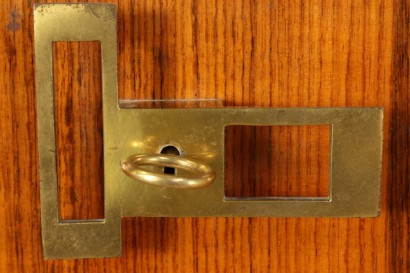 Mobile bar 50 years, elegant, veneered, rosewood, lacquered Interior, mirrors and glass, marble and Crystal, riser and back in wood, brass, good condition