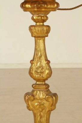 antiques, objets d'art, 700, twist, lamp, carved wood, gold coin