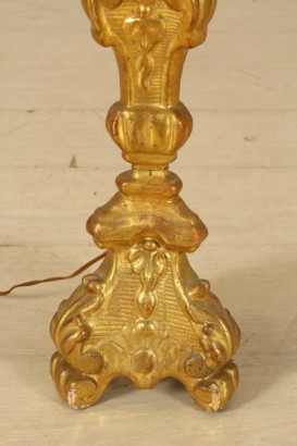 antiques, objets d'art, 700, twist, lamp, carved wood, gold coin