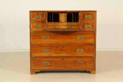Dresser marina, two bodies, bracket feet, eight drawers, retractable, front flips, three small drawers, door, leather inserts, side handles, original fittings