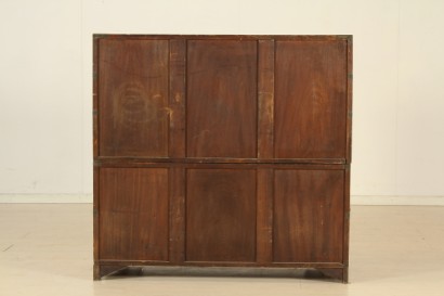 Dresser marina, two bodies, bracket feet, eight drawers, retractable, front flips, three small drawers, door, leather inserts, side handles, original fittings