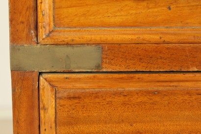 Dresser marina, two bodies, bracket feet, eight drawers, retractable, front flips, three small drawers, door, leather inserts, side handles, original fittings