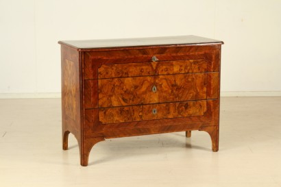 Inlaid chest of drawers