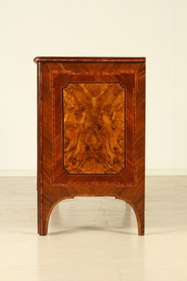 Cassettone intarsiato