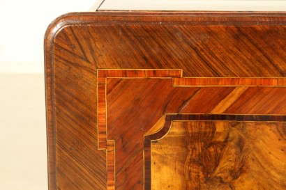 Cassettone intarsiato