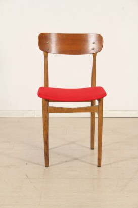 deux chaises du modernisme, avec la structure des chaises en teck, teck 50 ans