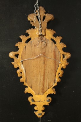 antiques, mirrors and frames, fan, an 18th century carved and gilded wood, scrolls