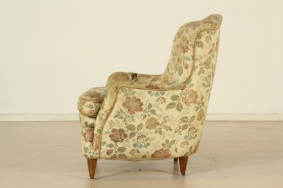 40 years Chair, soft padding, fabric upholstery, decent conditions, signs of wear