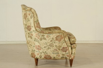 40 years Chair, soft padding, fabric upholstery, decent conditions, signs of wear