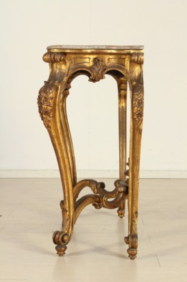 Console table with marble, cruise line, richly carved legs move, moves,